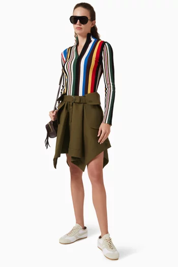 تنورة بجيوب كارغو وحزام