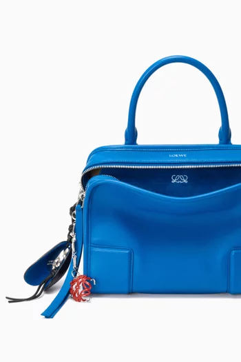 حلية سكارابيو بشعار الماركة نحاس مطلي بلون فضي