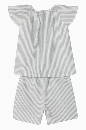 طقم متناسق مخطط