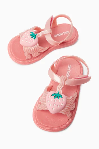 صندل بتصميم فراولة 