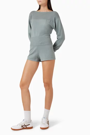 شورت بنسيج بحياكة دقيقة