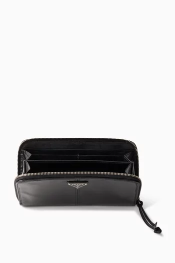 Zip Wallet in Leather