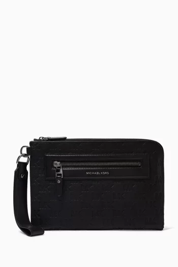 حقيبة بيزنس محفورة بشعار الماركة جلد