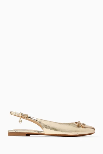 حذاء بايبر مفتوح من الخلف بسير خلفي وكعب مسطح جلد لامع