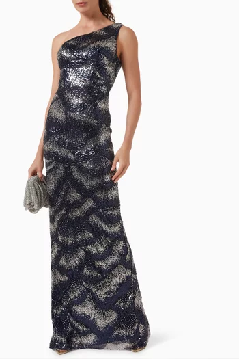 فستان سهرة بقصة حورية بحر وتطريزات