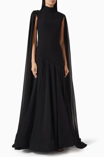 فستان سهرة بكاب وفتحة رقبة بياقة عالية كريب