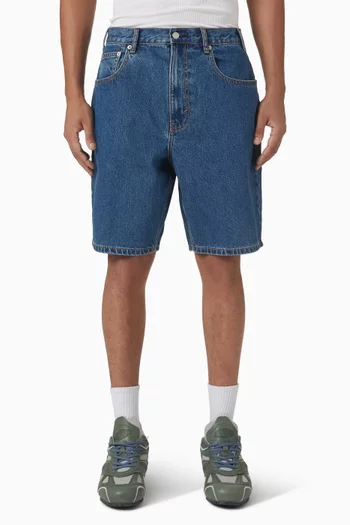 Shorts in Washed Denim