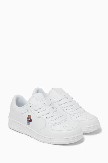 سنيكرز كورت بير 