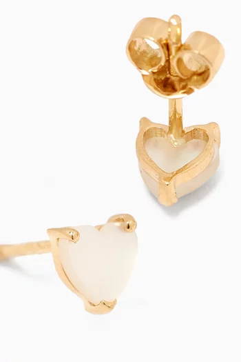 أقراط مزينة بقلب صغير ذهب عيار 18