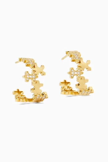 أقراط بتصميم هندسي مصقول مرصع بالماس ذهب عيار 18