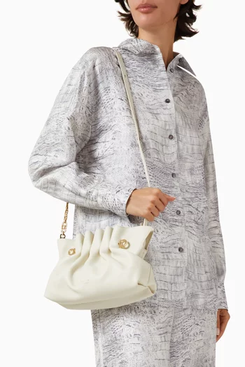 حقيبة كتف صغيرة جلد ناعم