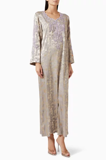 جلابية مزينة بتطريزات يدوية حرير ستان