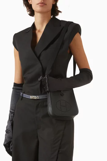 حقيبة إيفيلين ميني جلد ثور لين بملمس بارز غير مستعملة