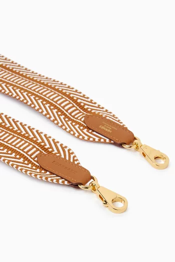 حمالة حقيبة سانغل كافالي قنب وجلد سويفت