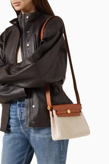 حقيبة هيرباج 20 ميني توال بلون بيج فاتح وجلد بقر