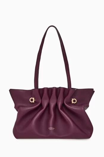 Medium Soft Shoulder Bag in Leather