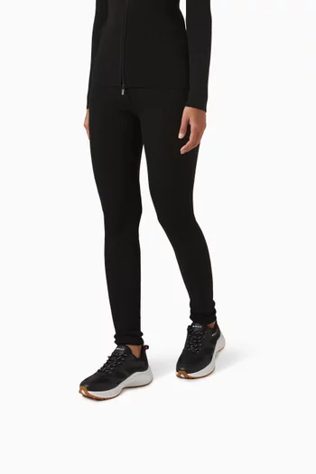 سنيكرز ووج جلد