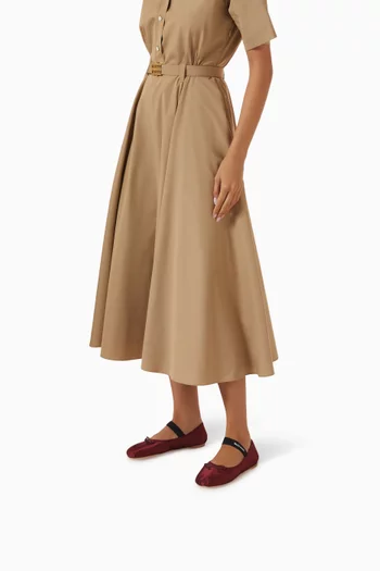 حذاء باليرينا بكعب مسطح ستان