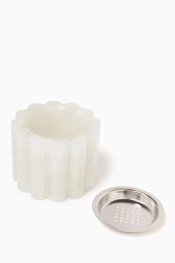 Scallop-edge Madkhan in Resin