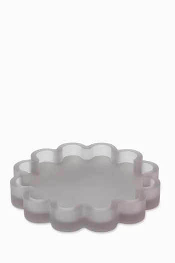 Big Scallop-edged Accent Plate in Resin