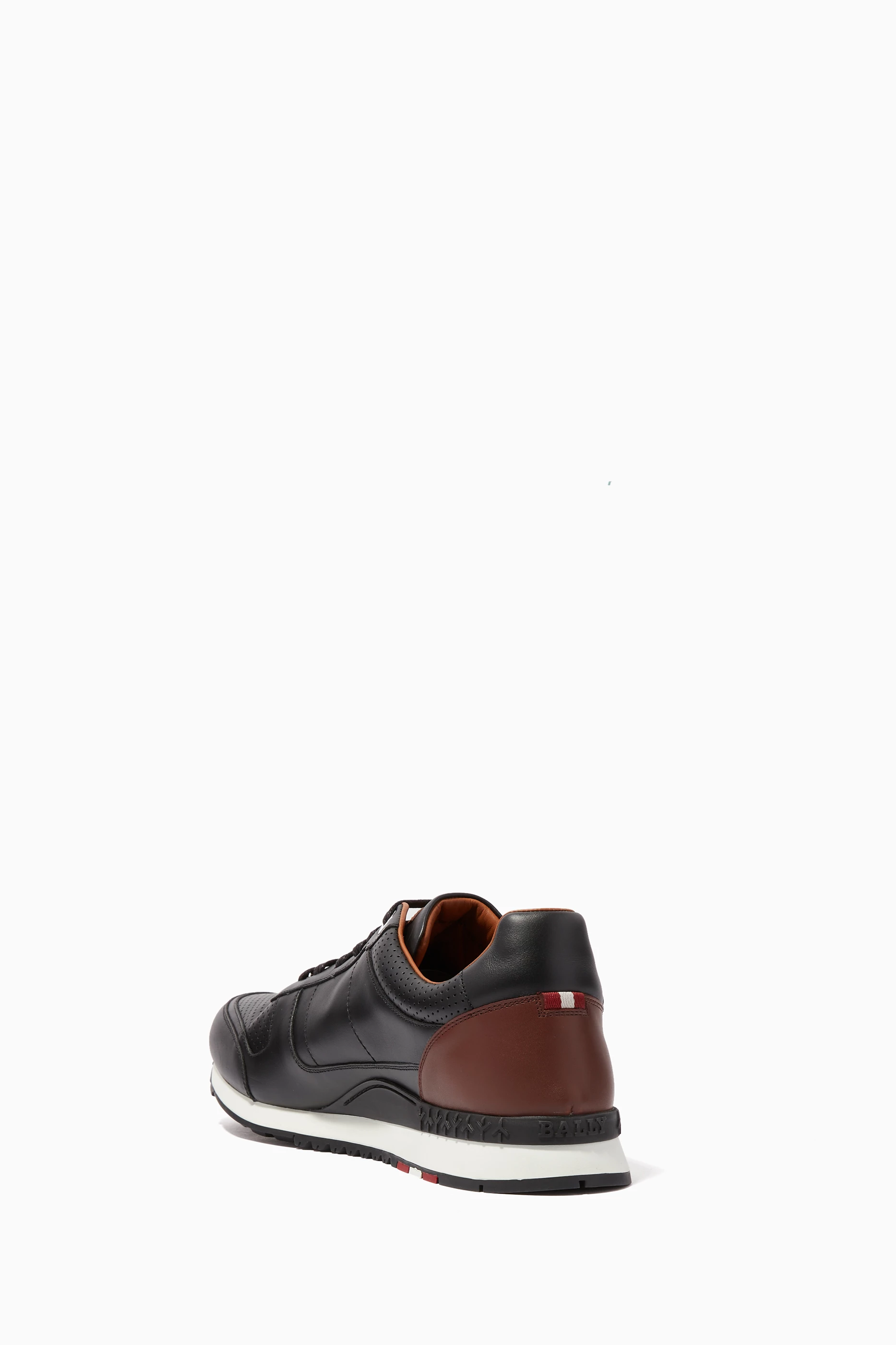 Hugo boss legacy leather sneakers deals