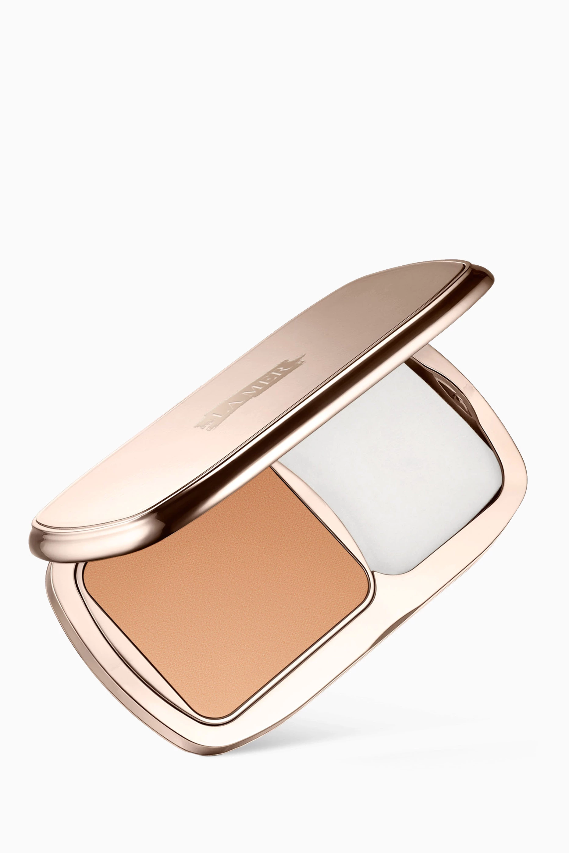 Pressed powder foundation outlet with spf