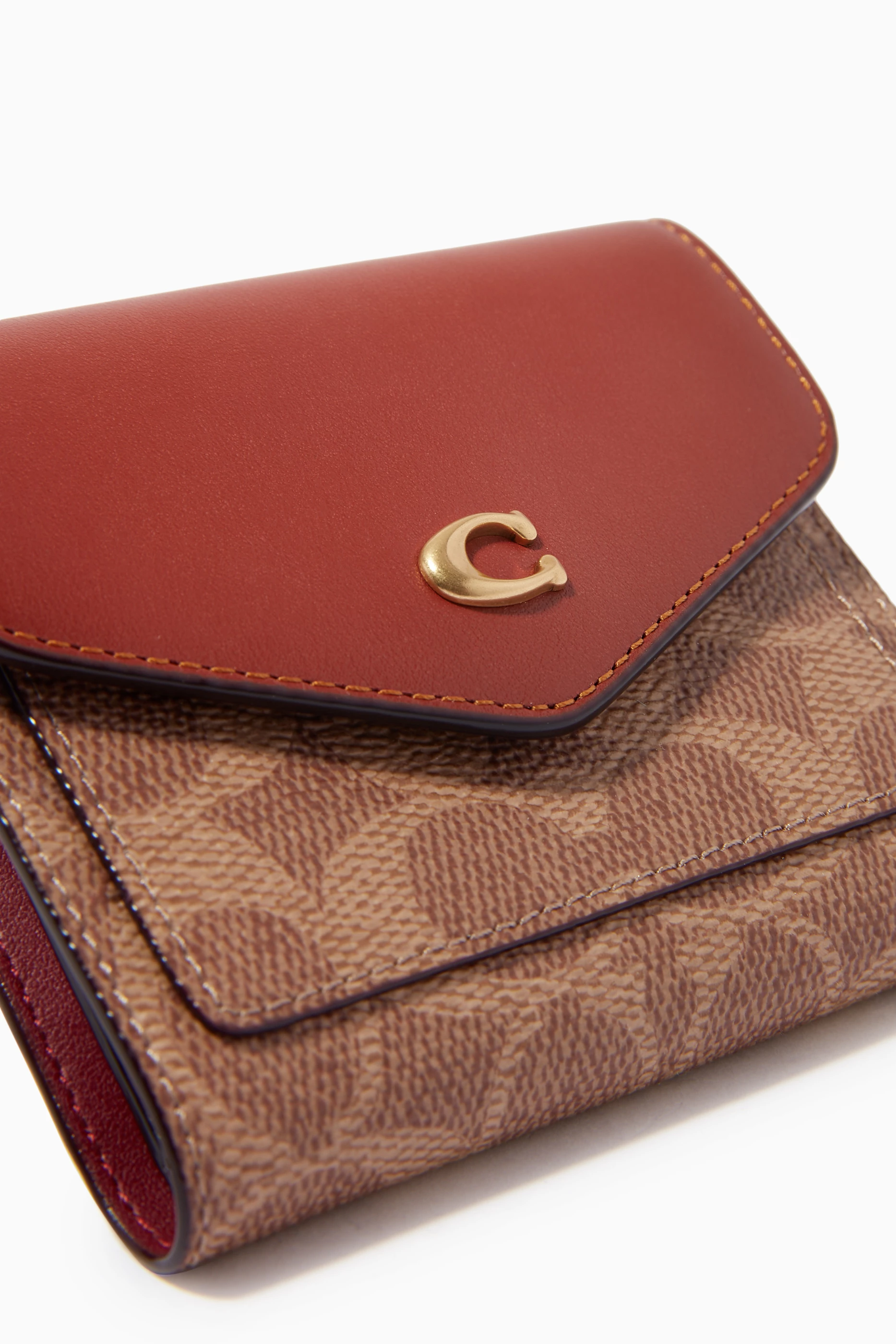 Coach small store wallet sale