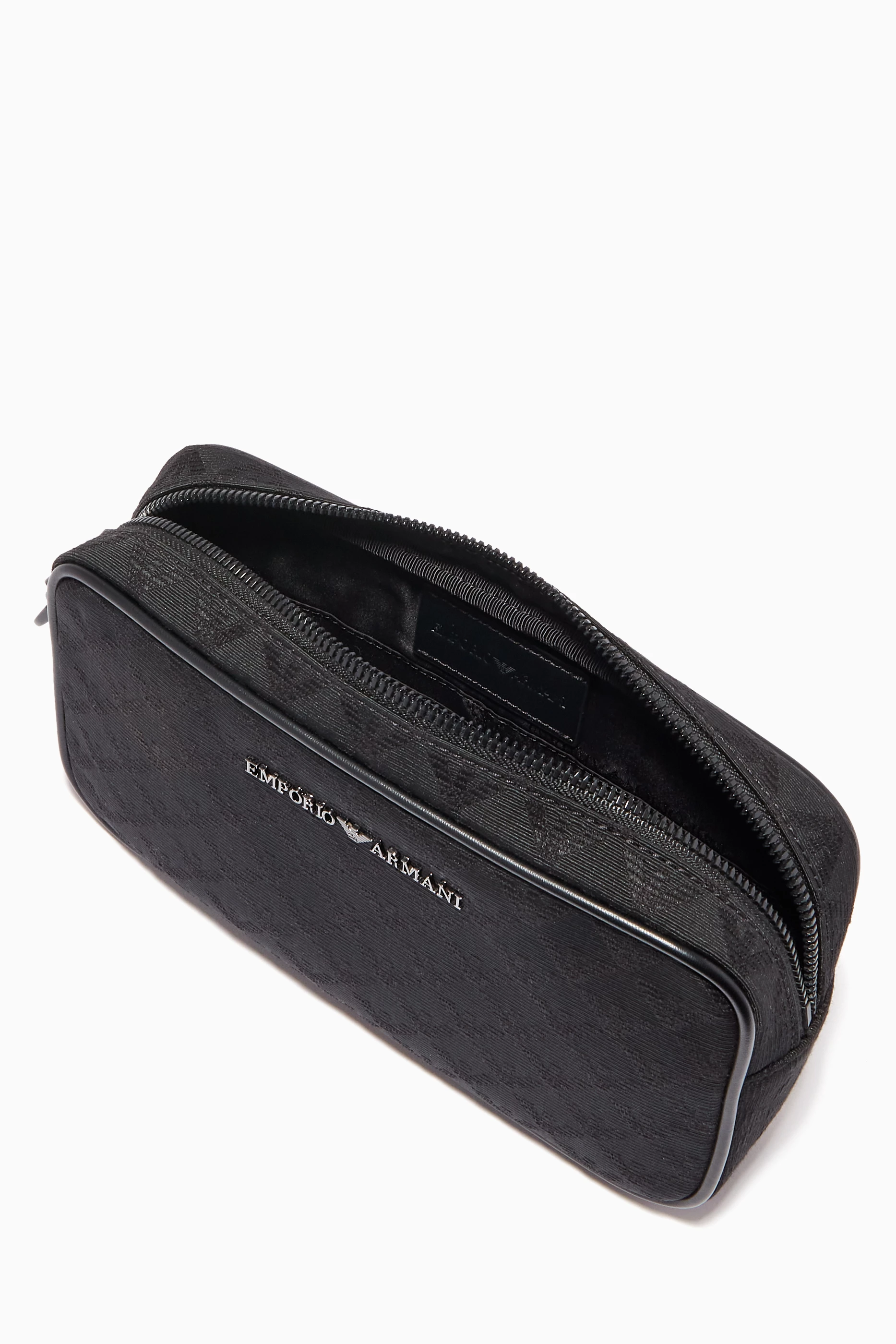 Armani wash bag sale hot sale