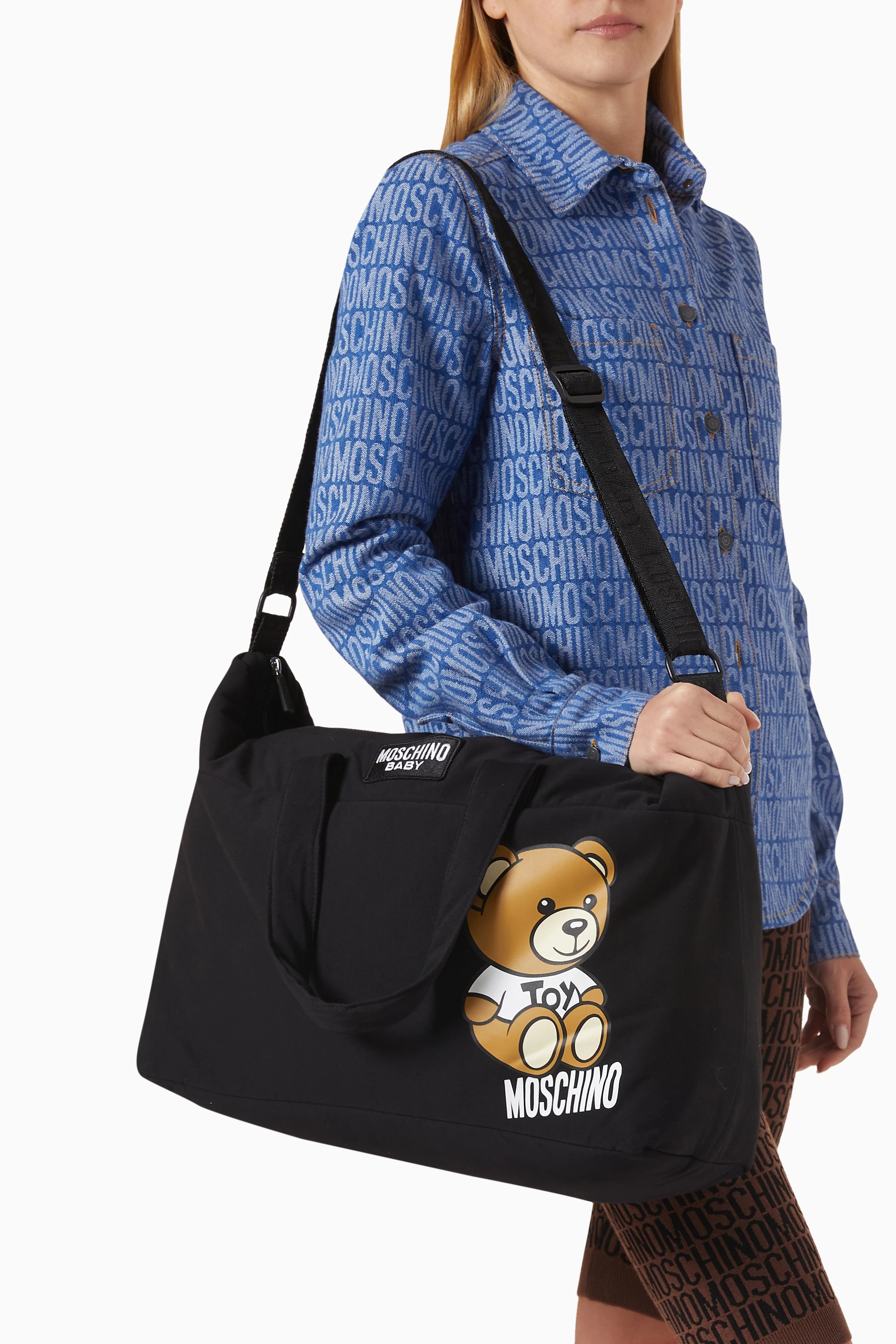 Moschino changing deals bag black