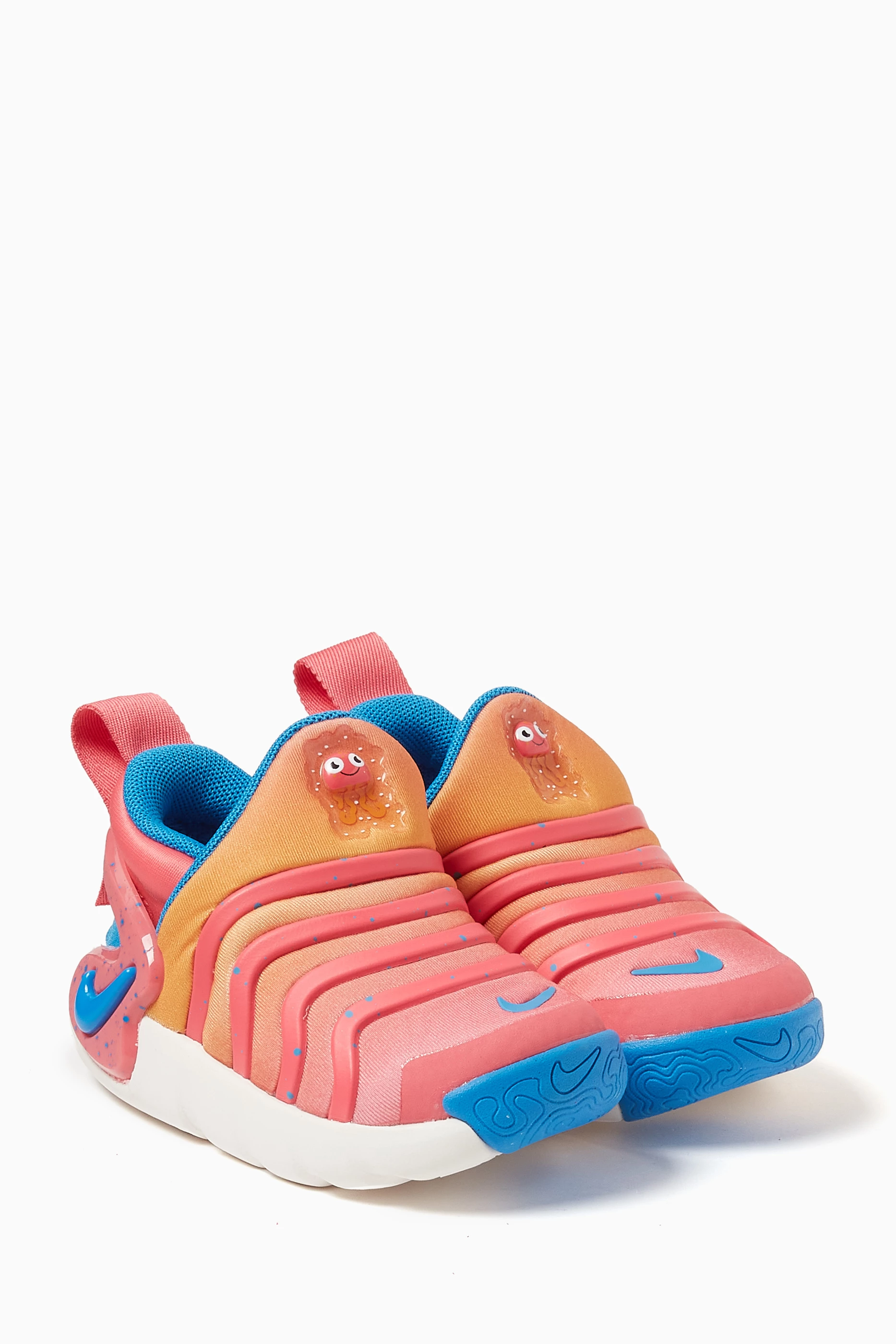 Nike dynamo deals free pink
