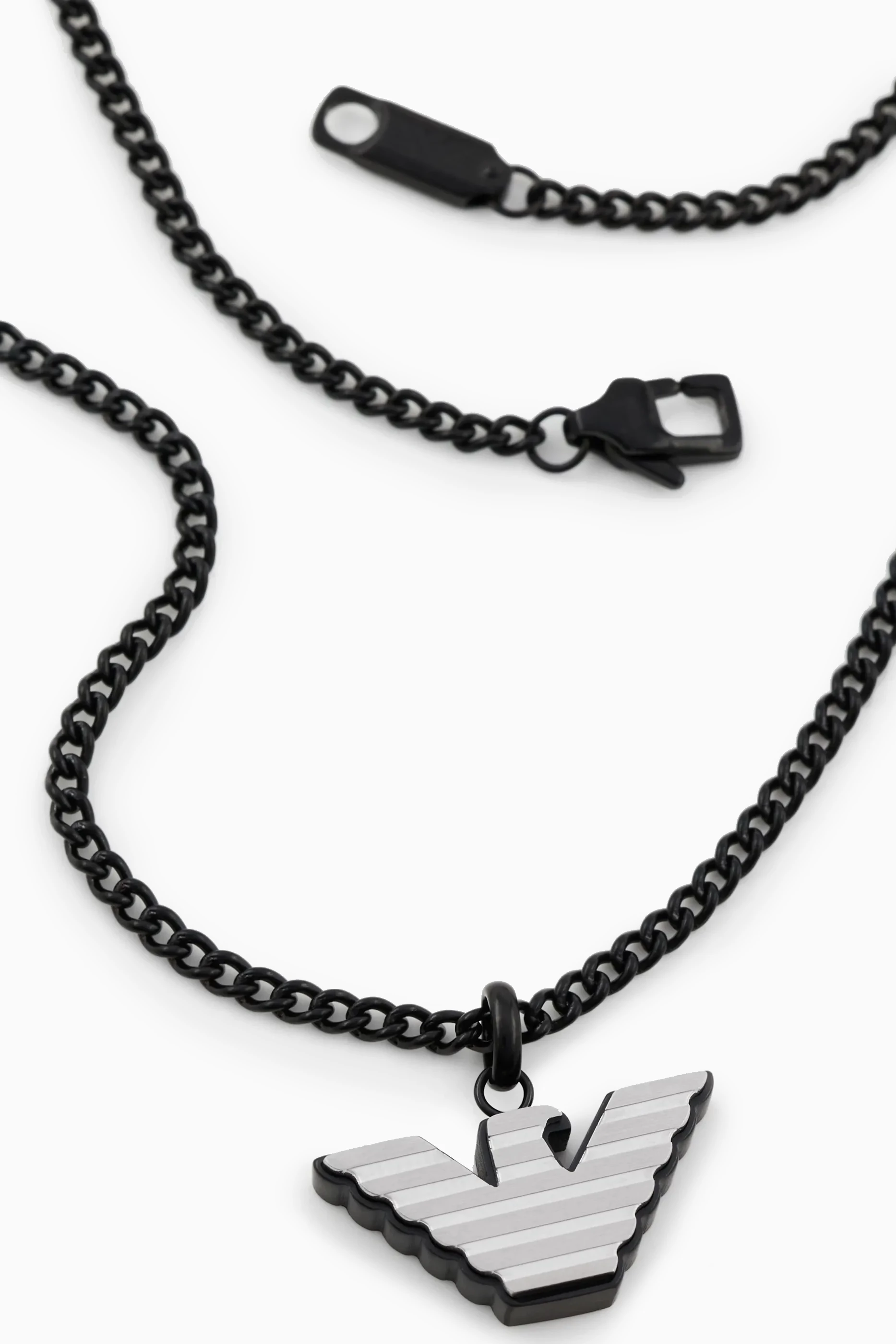 Ea7 chain deals