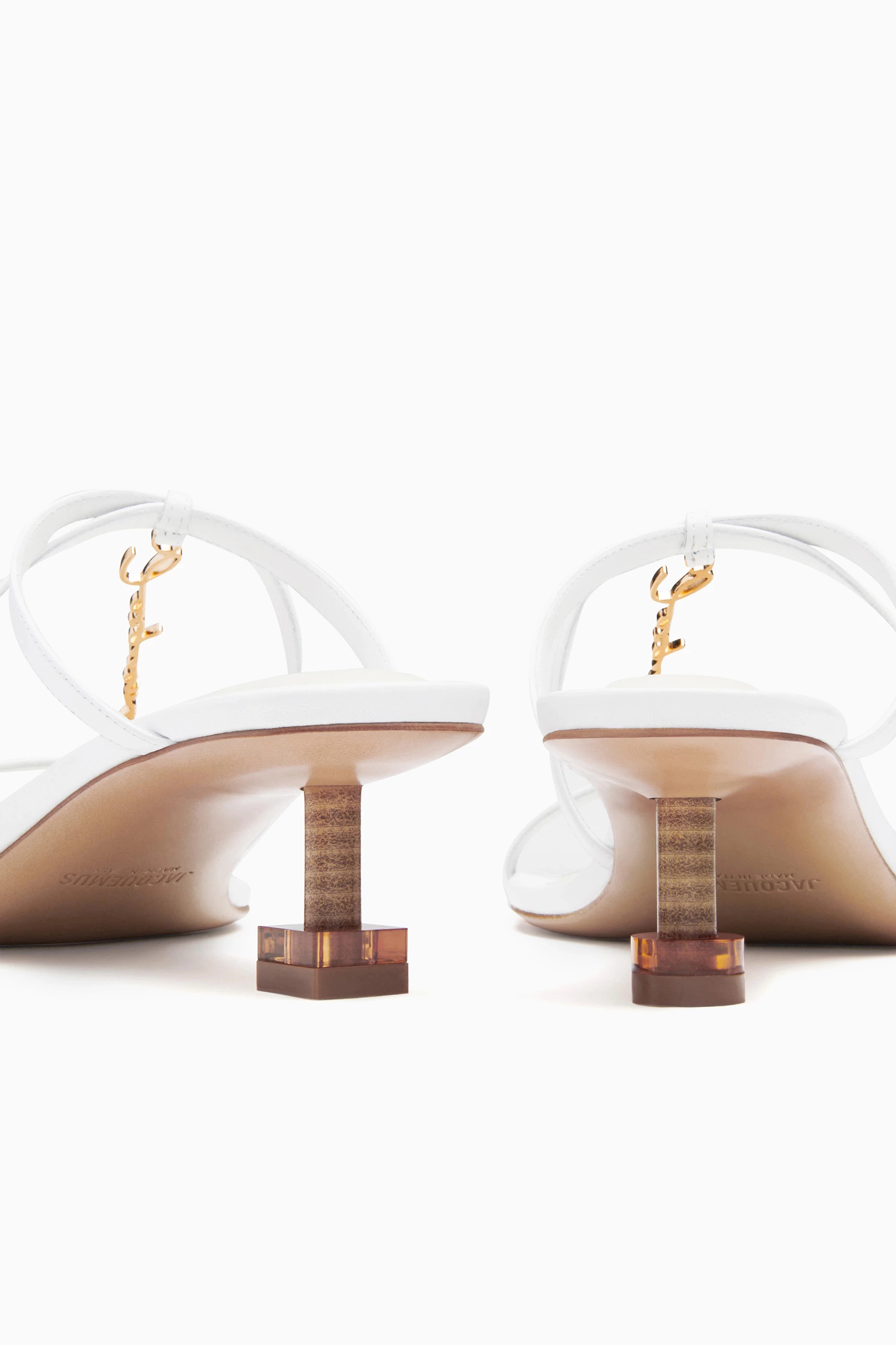 Jacquemus noli hot sale sandals