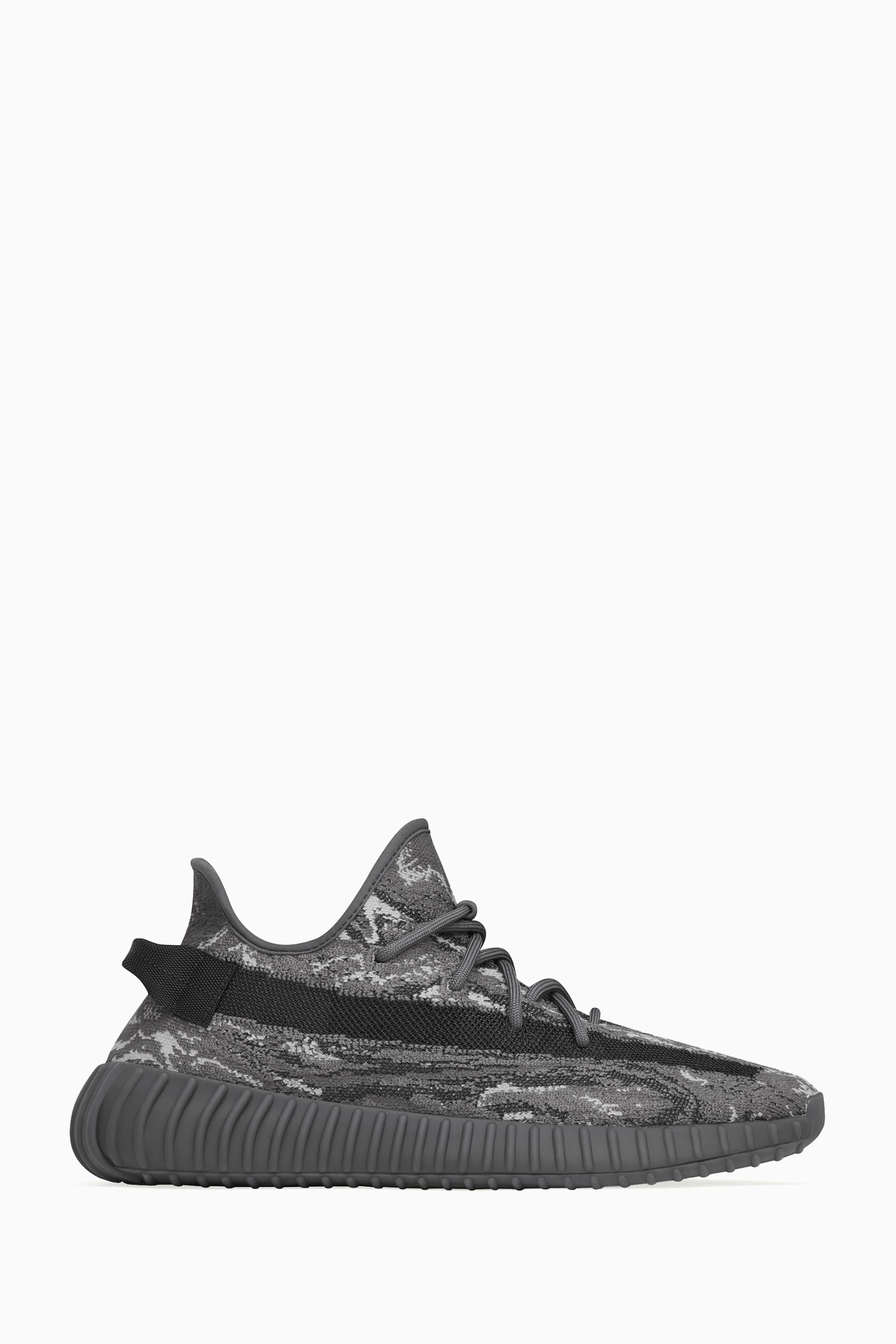 Adidas yeezy in sales jeddah