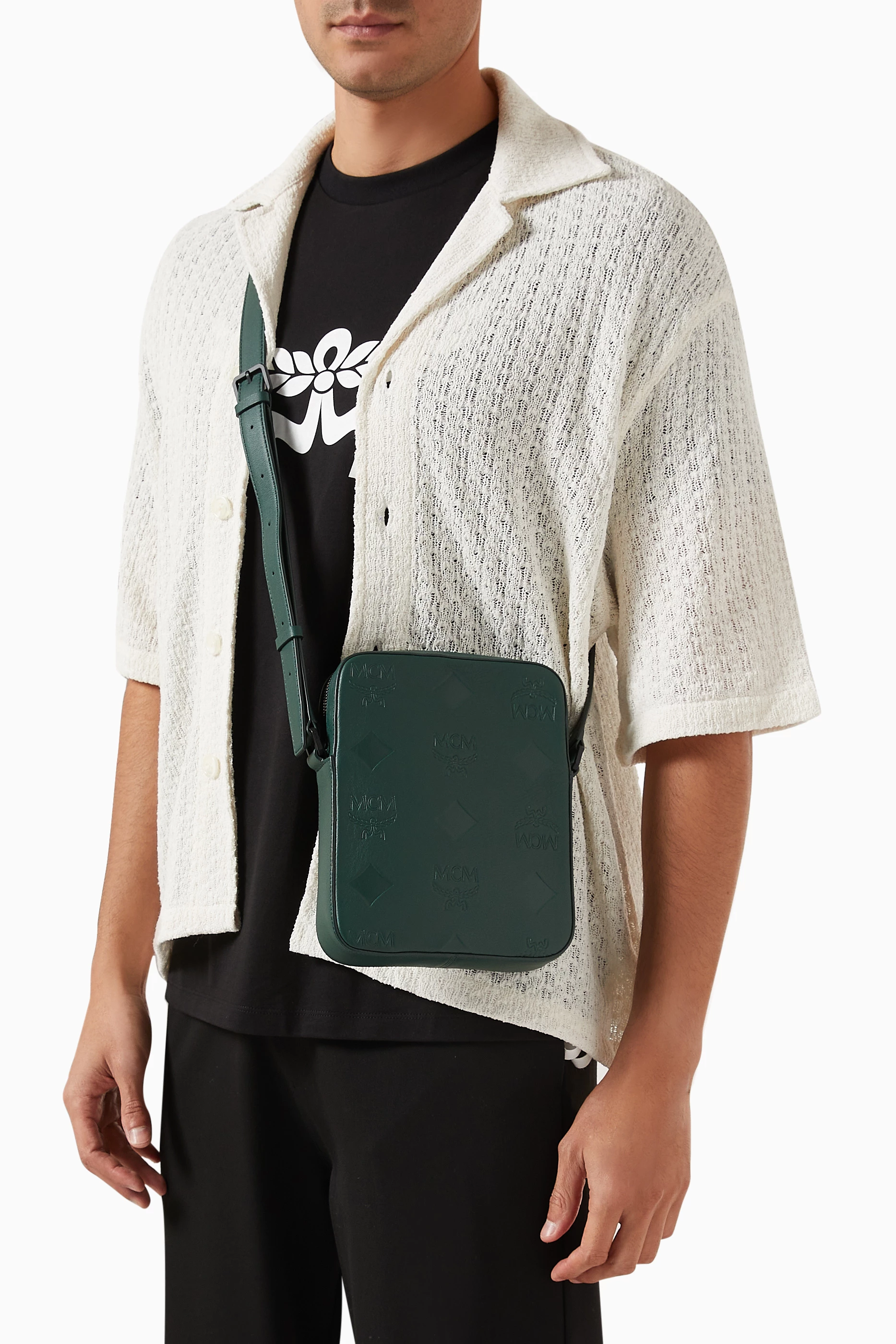 Mcm outlet crossbody men