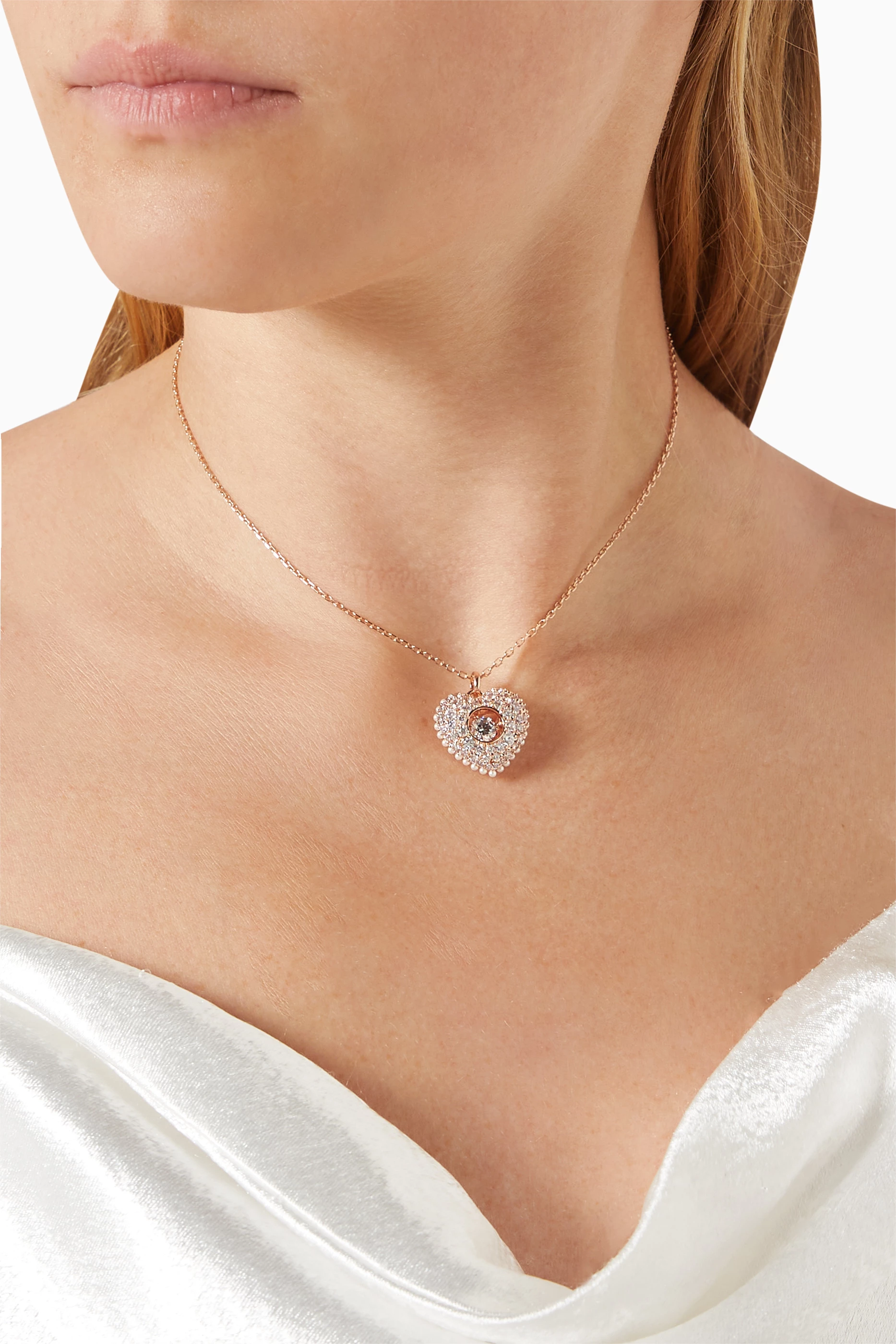 Swarovski rose shop necklace