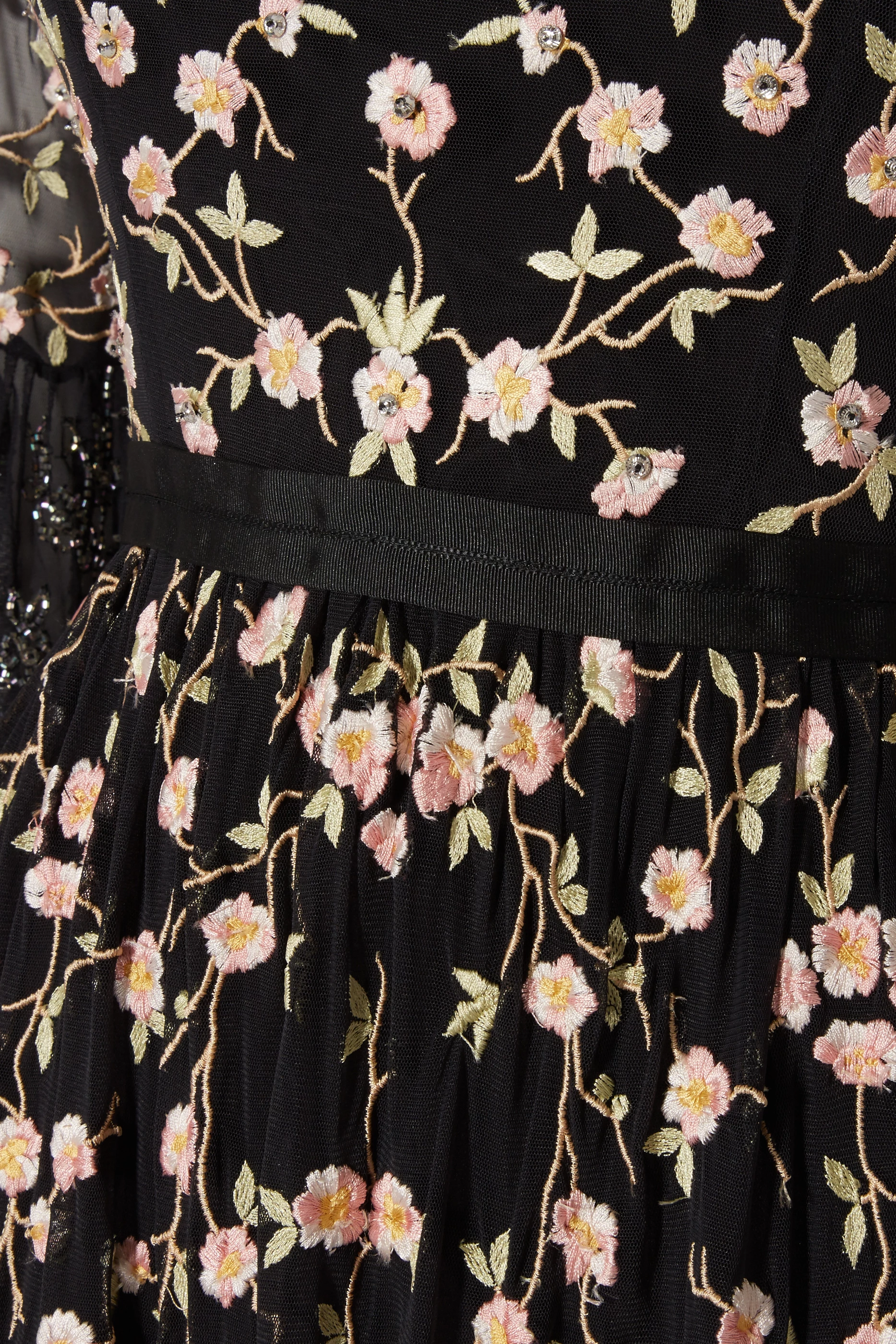 Needle and thread climbing blossom top