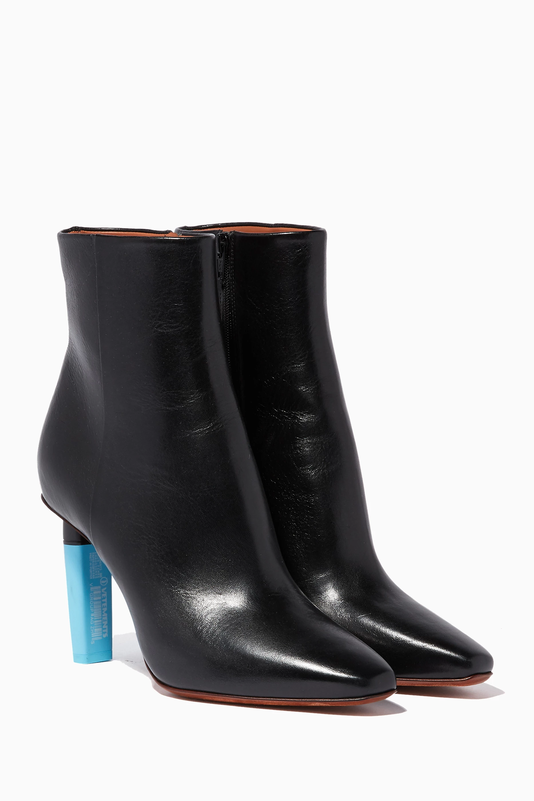 Buy Vetements Black Black Contrast Highlighter Heel Boots For Women Online Ounass Saudi