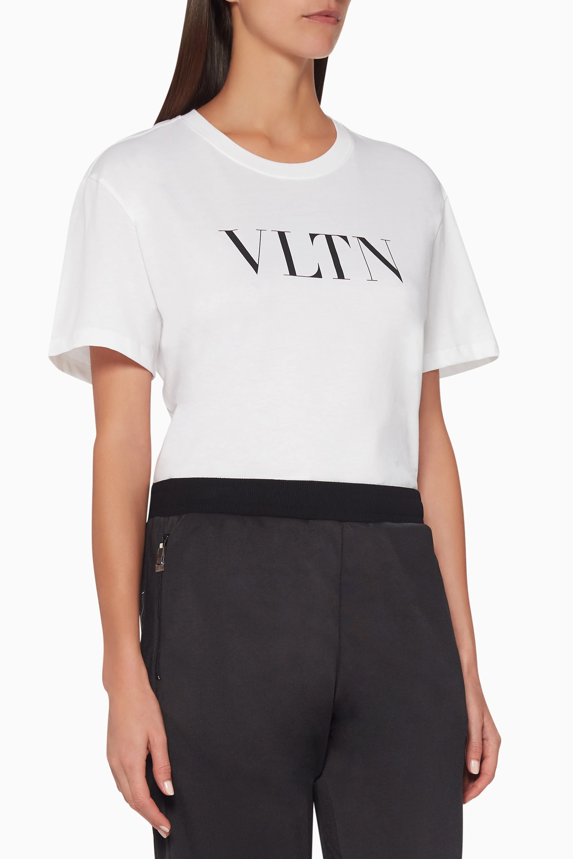 Buy Valentino Garavani White VLTN Logo T Shirt For Women Online Ounass Saudi