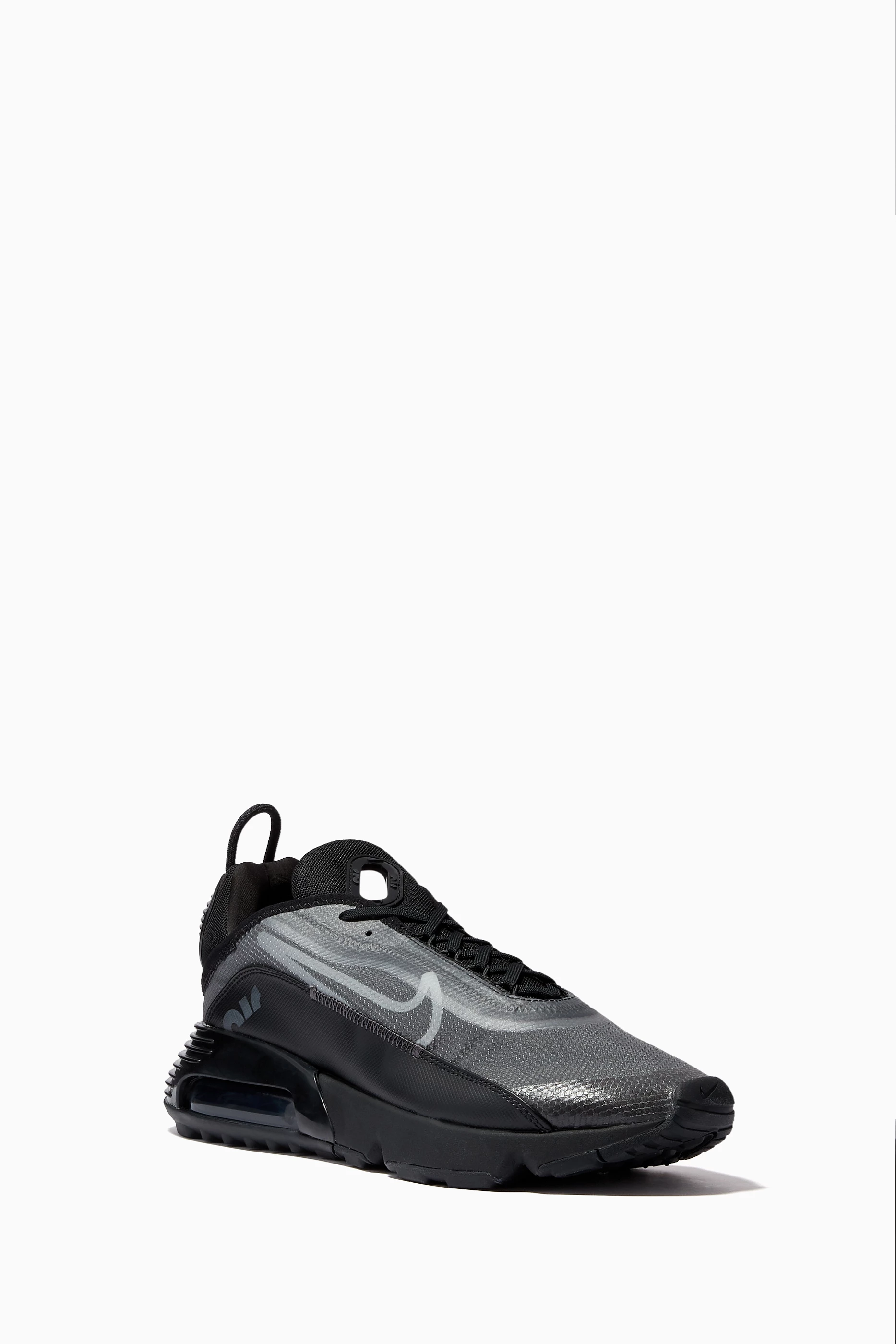 Buy Nike Black Air Max 2090 Sneakers For Men Online Ounass Saudi