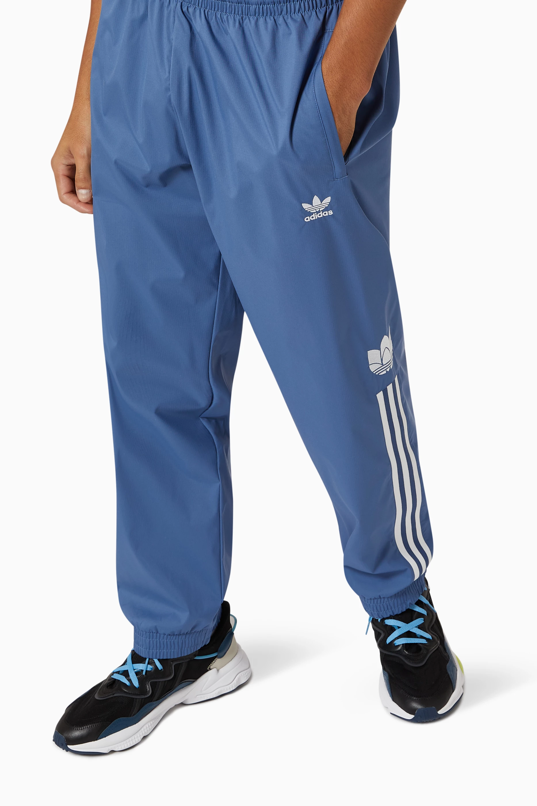 Adicolor 3d trefoil sweatpants 2025