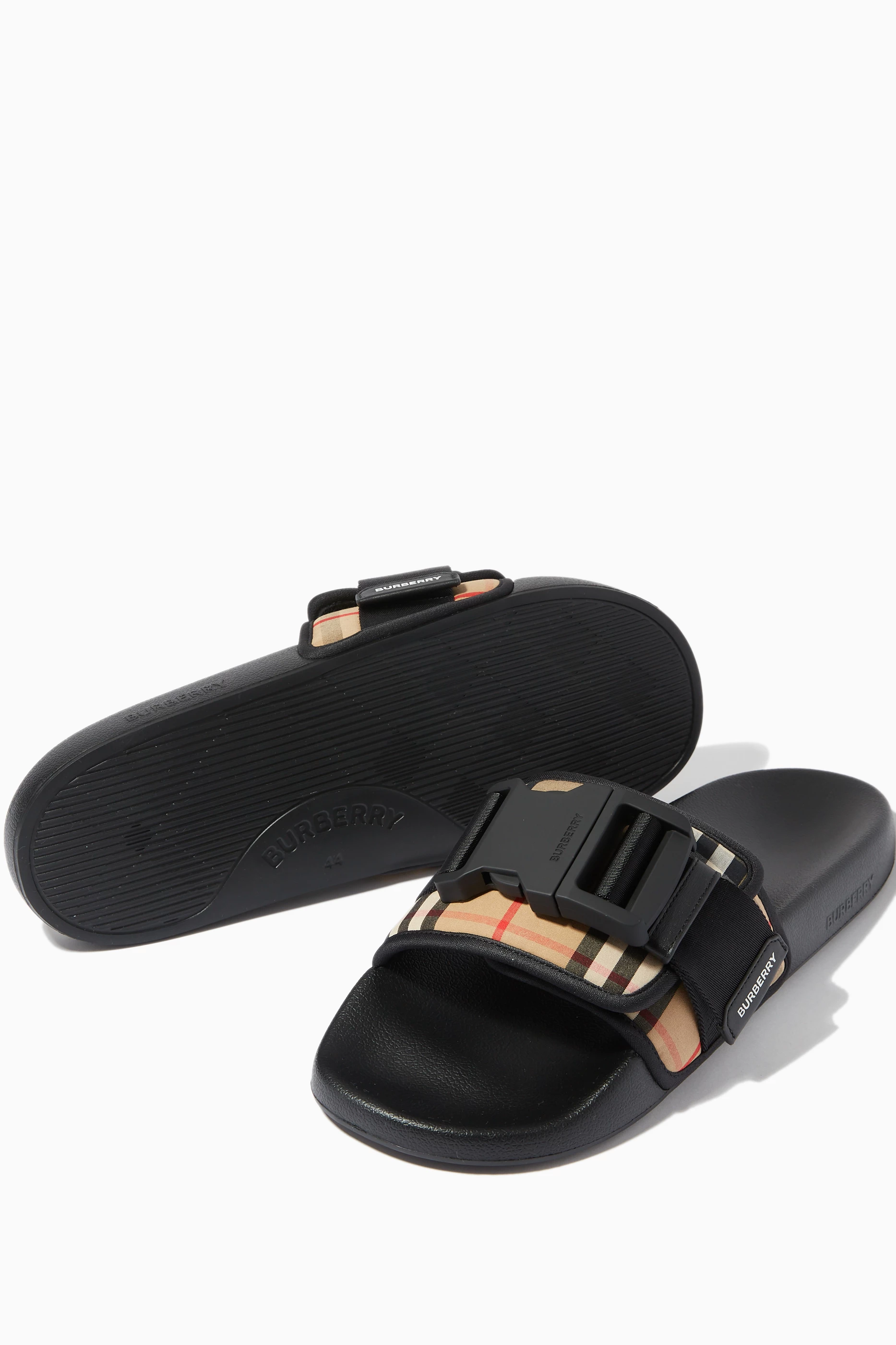 Buy Burberry Black Buckled Strap Slides in Vintage Check  display picture 2