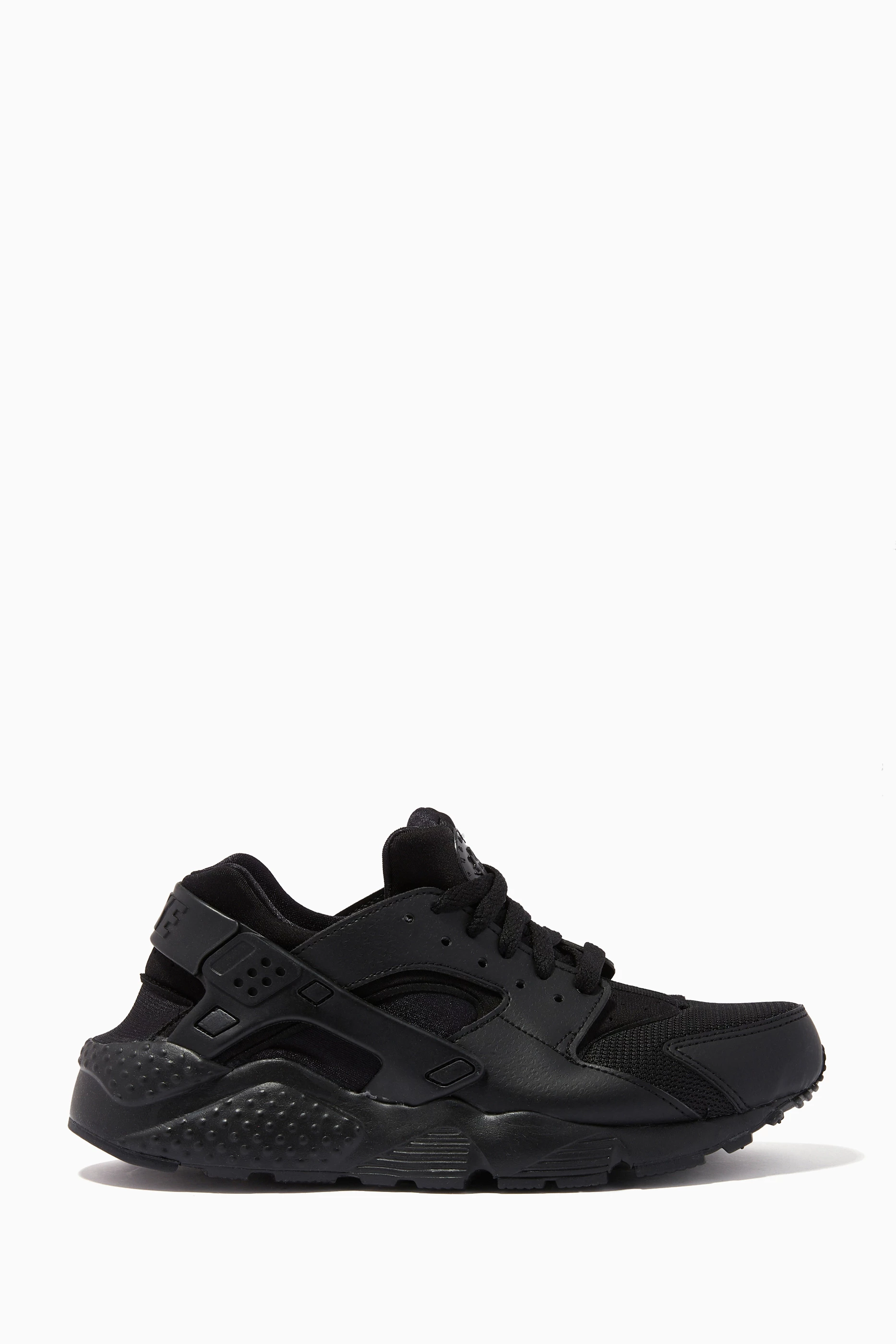 Nike huarache black boys sales