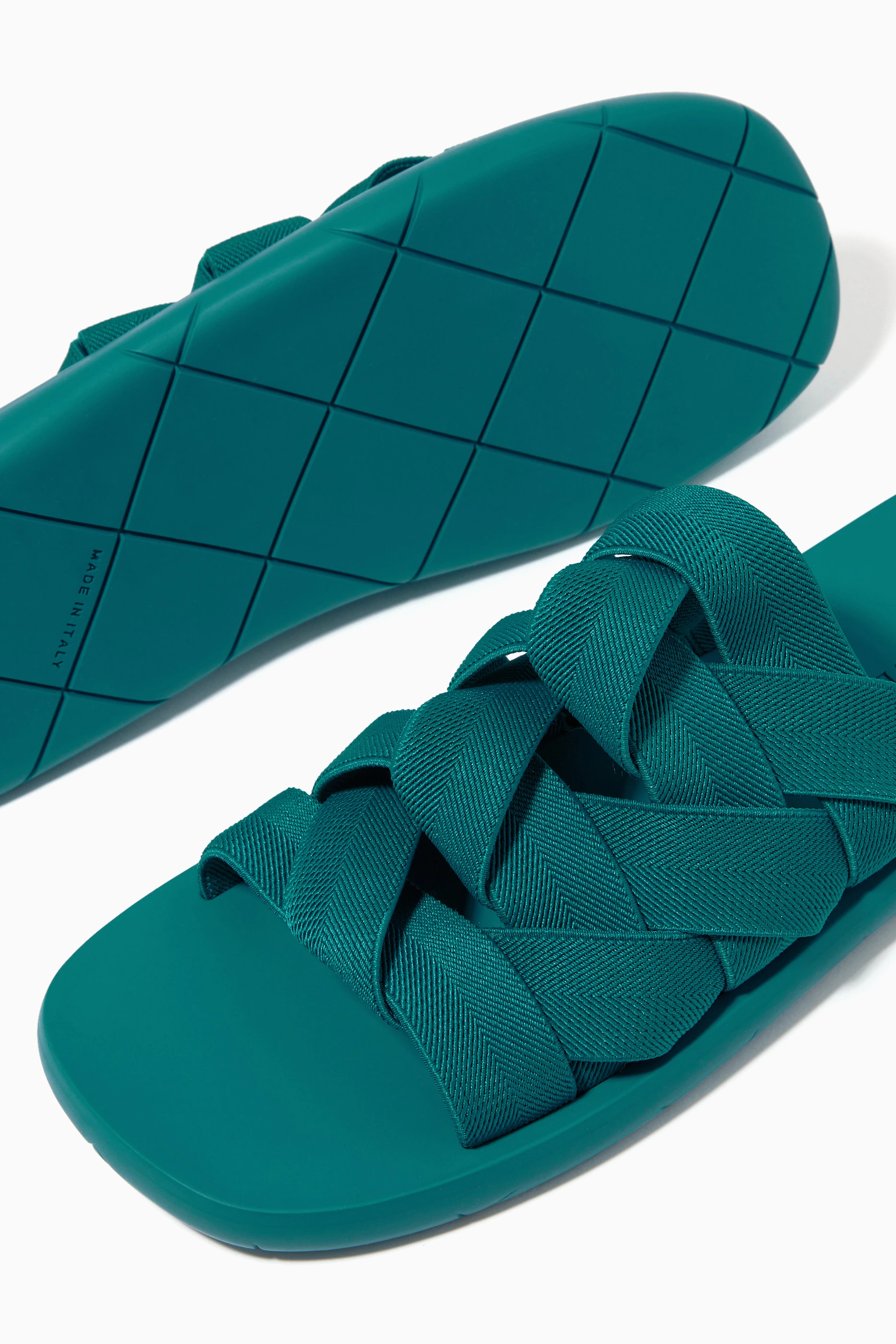 Buy Bottega Veneta Blue Plat Slides in Intrecciato Elastic  display picture 1