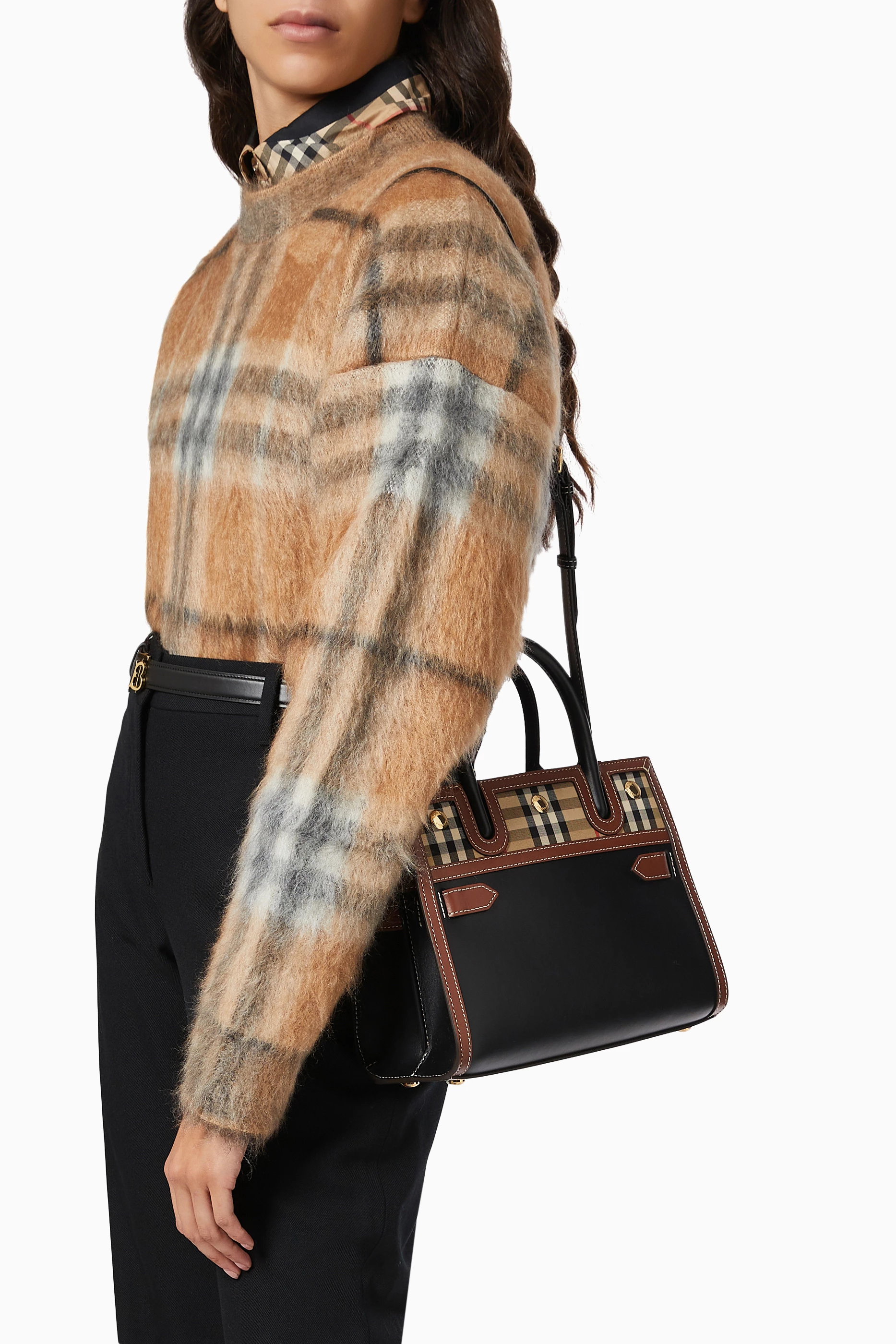 Burberry the title bag online