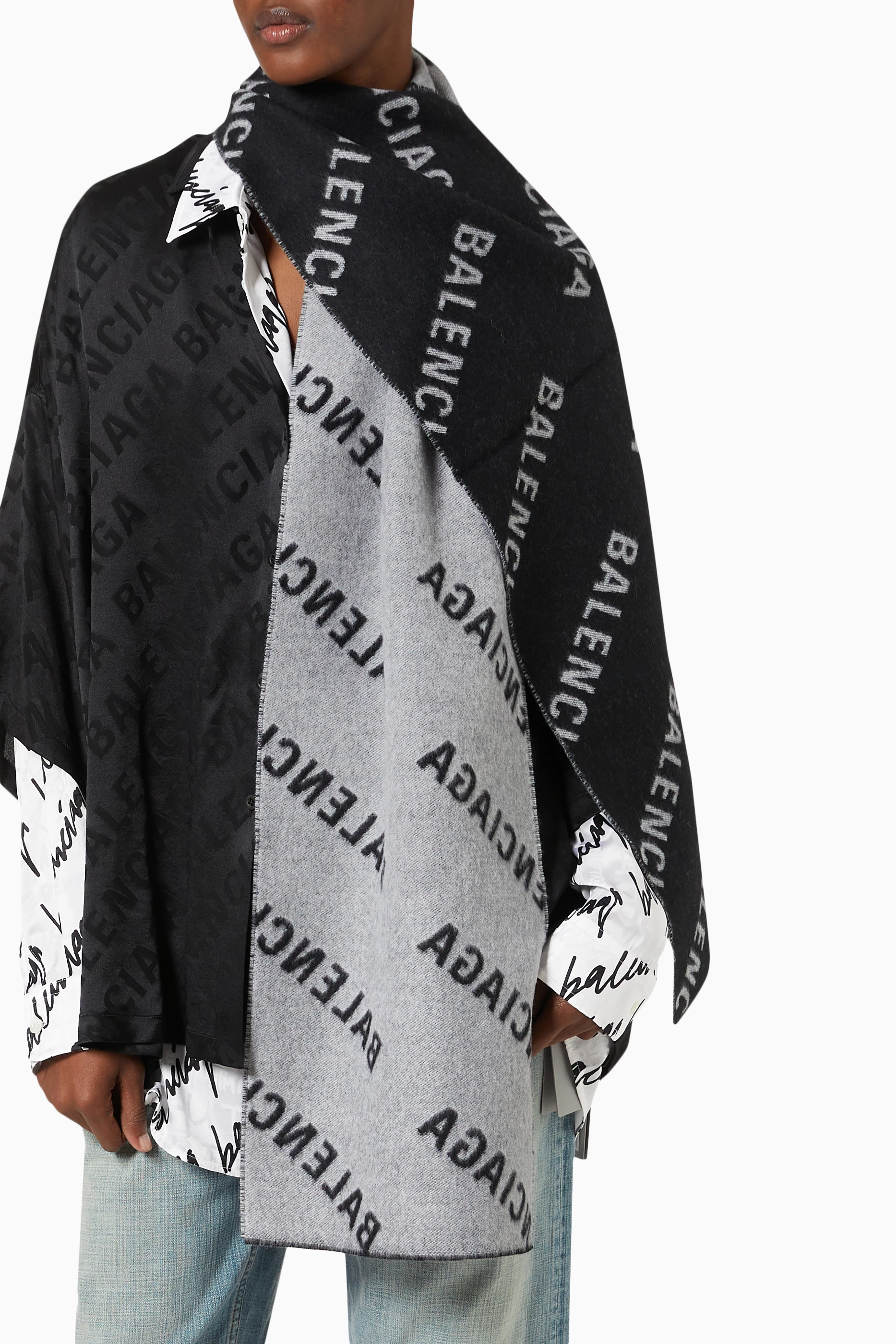 Buy Balenciaga Black Scarf in Logo Jacquard Wool For UNISEX