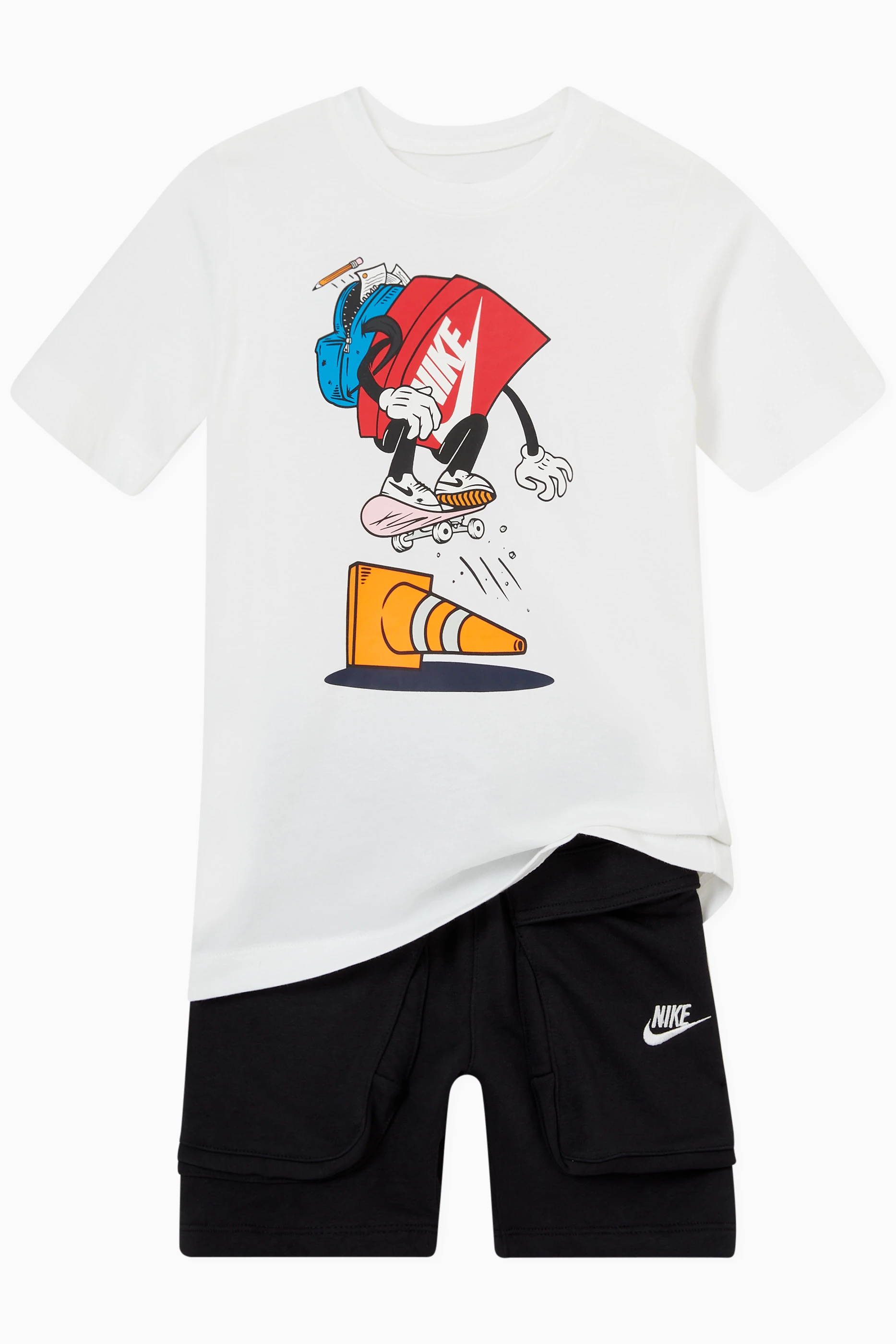 Buy Nike Black Cargo Shorts in Cotton Blend For Boys Online Ounass Saudi