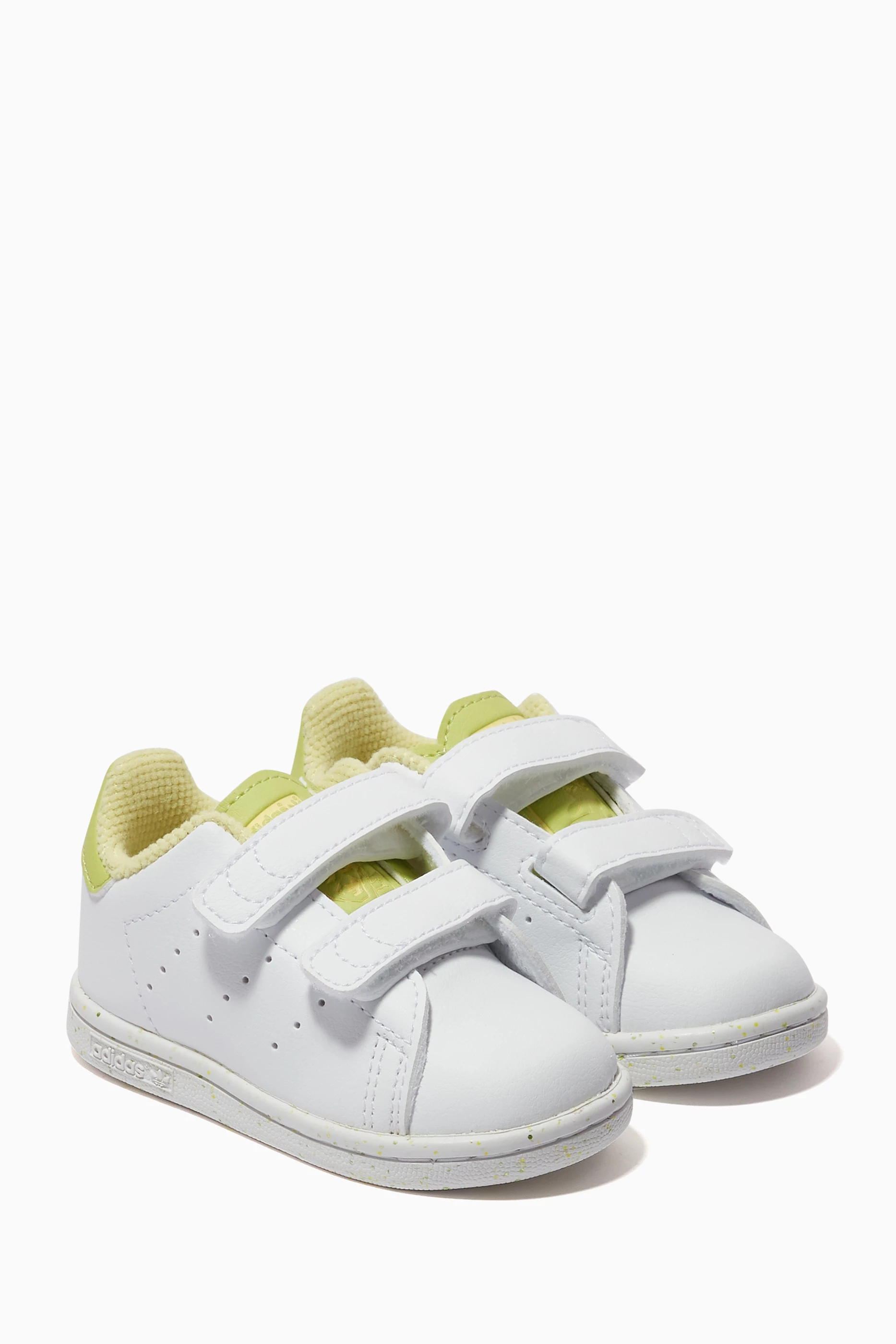 Buy adidas Green Tiana Stan Smith Sneakers in Faux Leather For Kids Online Ounass Saudi