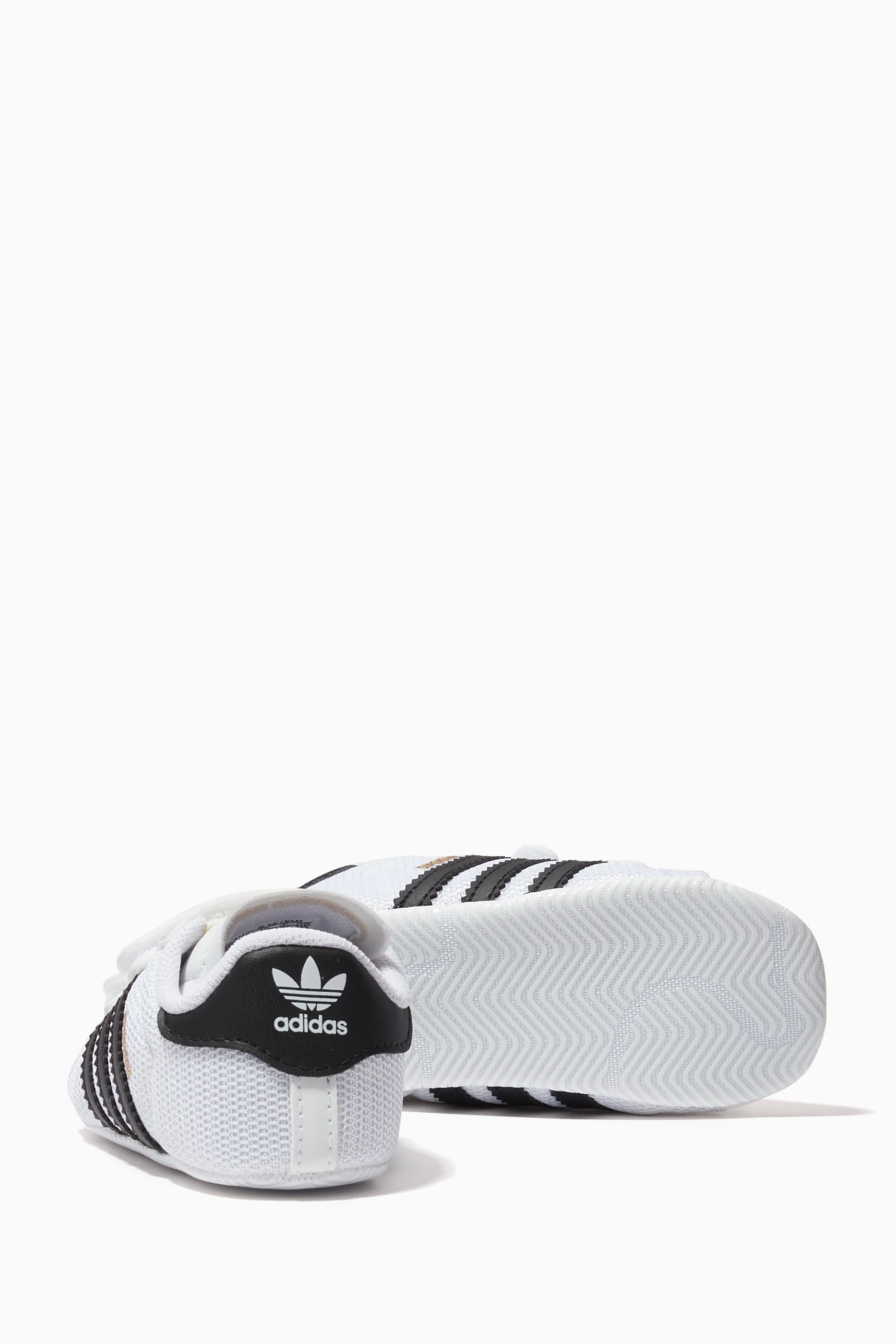 Superstar crib baby discount