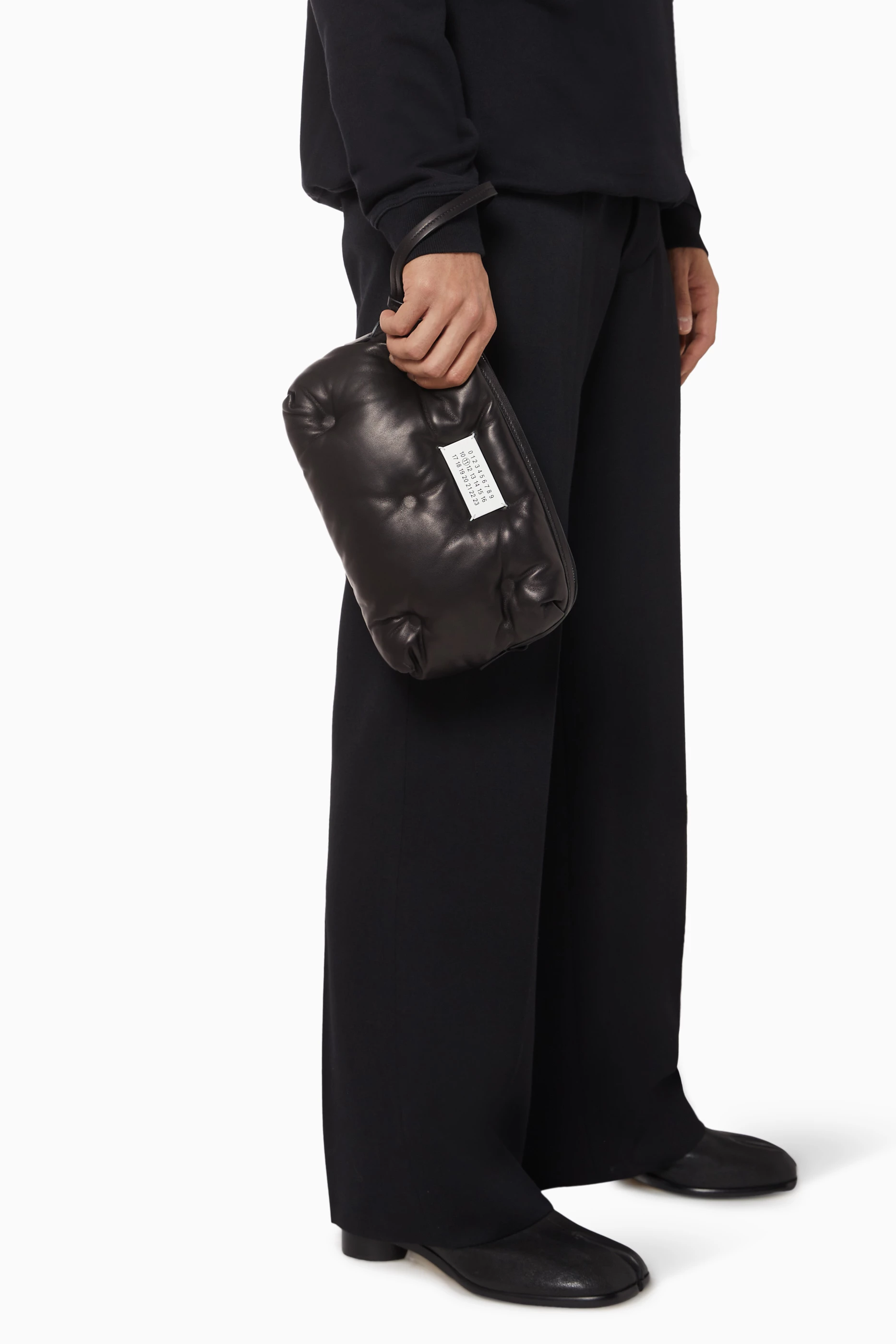 ◆Maison Margiela 23AW◆ GLAMSLAM カメラバッグ / Black ◆ Maison Margiela Glam Slam Sport Camera Bag | Black | FARFETCH