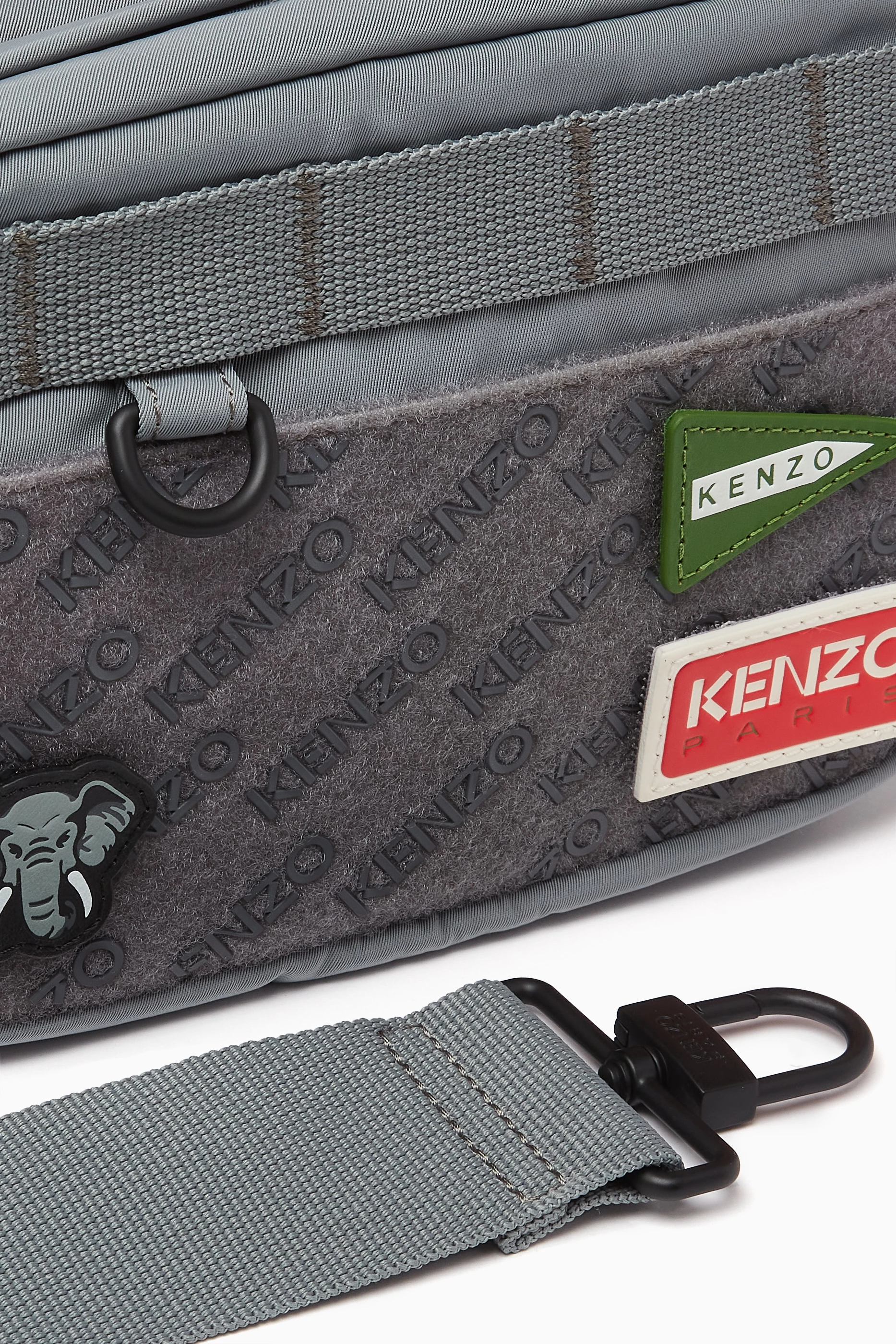 KENZO 寝袋 Buy KENZO Grey Jungle Zip Crossbody Bag in Nylon For Men